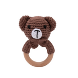 CuddleRattle – Zacht & Speels – Gehaakte Baby Rammelaar met Houten Ring