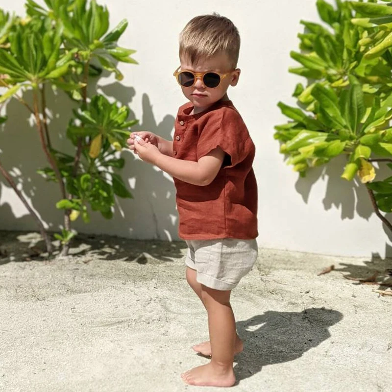 LittleClassic – Elegant & Comfortabel – Jongens Linnen Shirt met Knoopdetail
