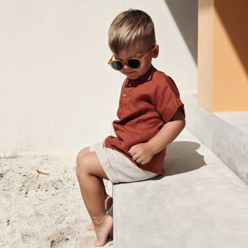 LittleClassic – Elegant & Comfortabel – Jongens Linnen Shirt met Knoopdetail