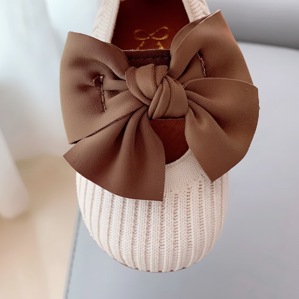 SweetBow – Lief & Praktisch – Gebreide Babyschoenen met Vlinderstrik