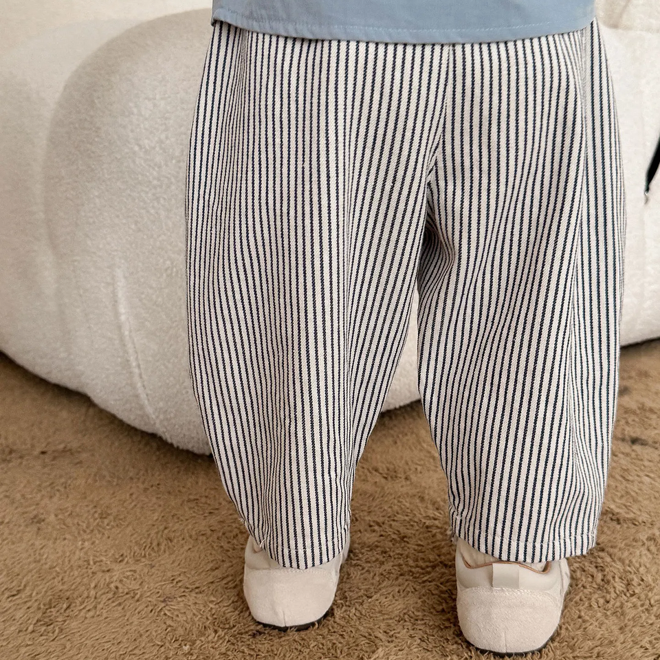 LittlePatch – Zacht & Comfortabel – Kinderbroek met Geborduurde Details