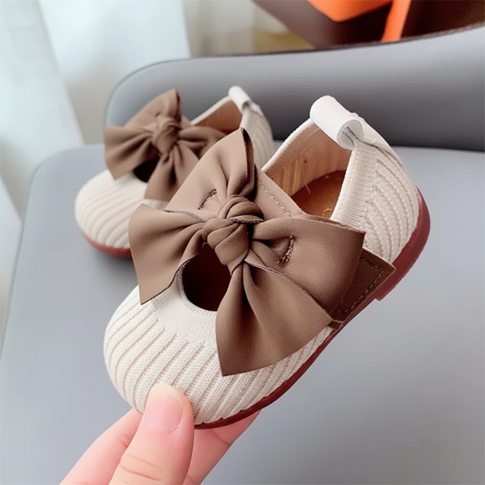 SweetBow – Lief & Praktisch – Gebreide Babyschoenen met Vlinderstrik