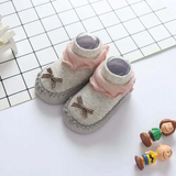 TinyFeet – Zacht & Ademend – Antislip Schoentjes met Strik