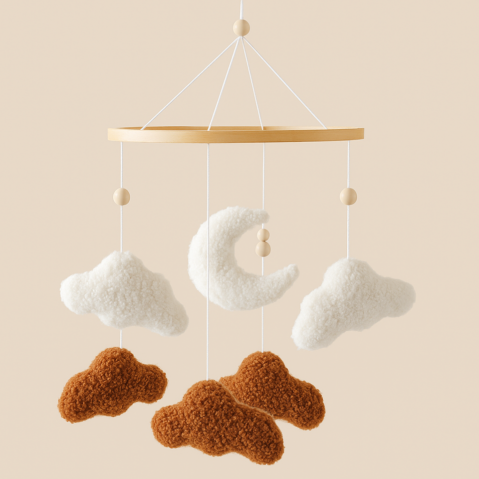 Nuvio – Rust & Sfeer – Babymobiel met Wolken