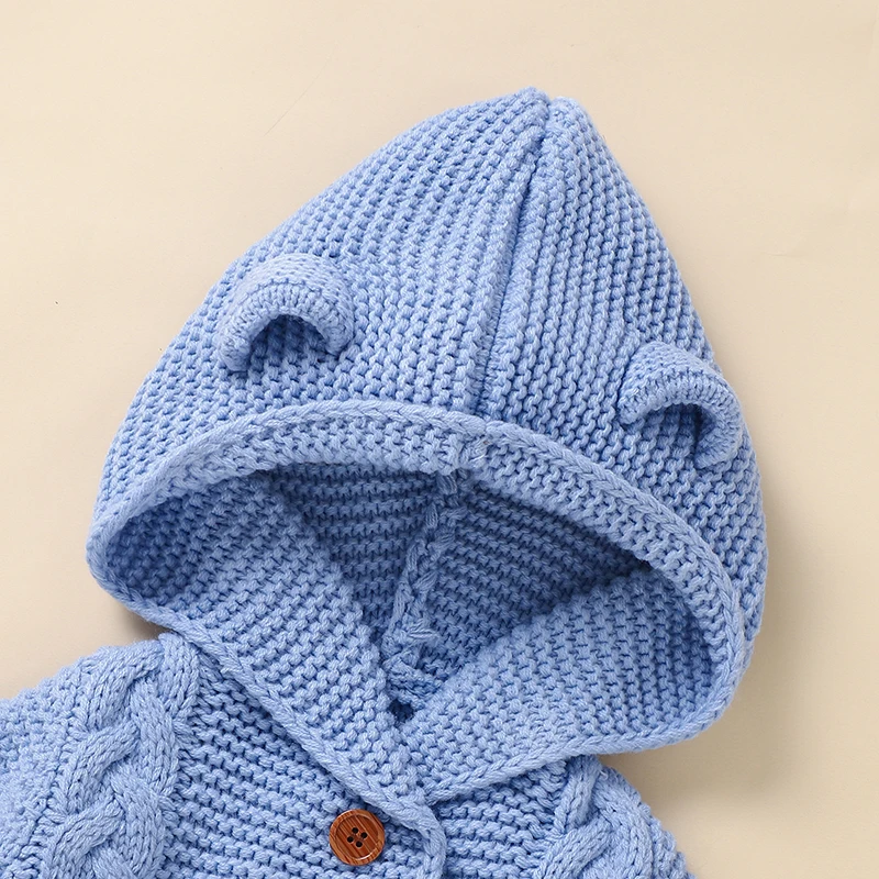 SoftKnit – Warm & Schattig – Gebreid Baby Jumpsuit met Capuchon