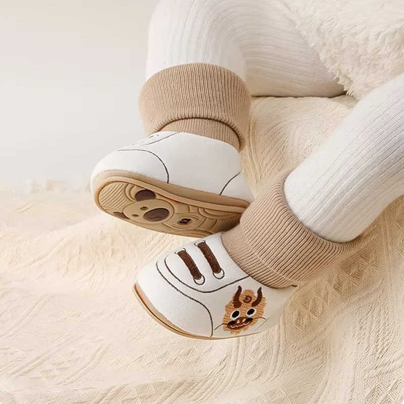 LittleCloud – Knus & Praktisch – Warme Babyschoenen met Hoge Sok