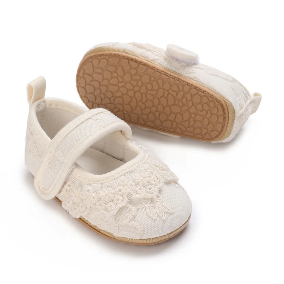 PrincessLace – Elegant & Schattig – Baby Schoentjes met Kant en Klittenbandsluiting