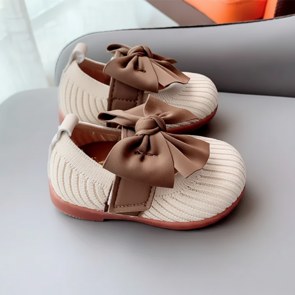 SweetBow – Lief & Praktisch – Gebreide Babyschoenen met Vlinderstrik