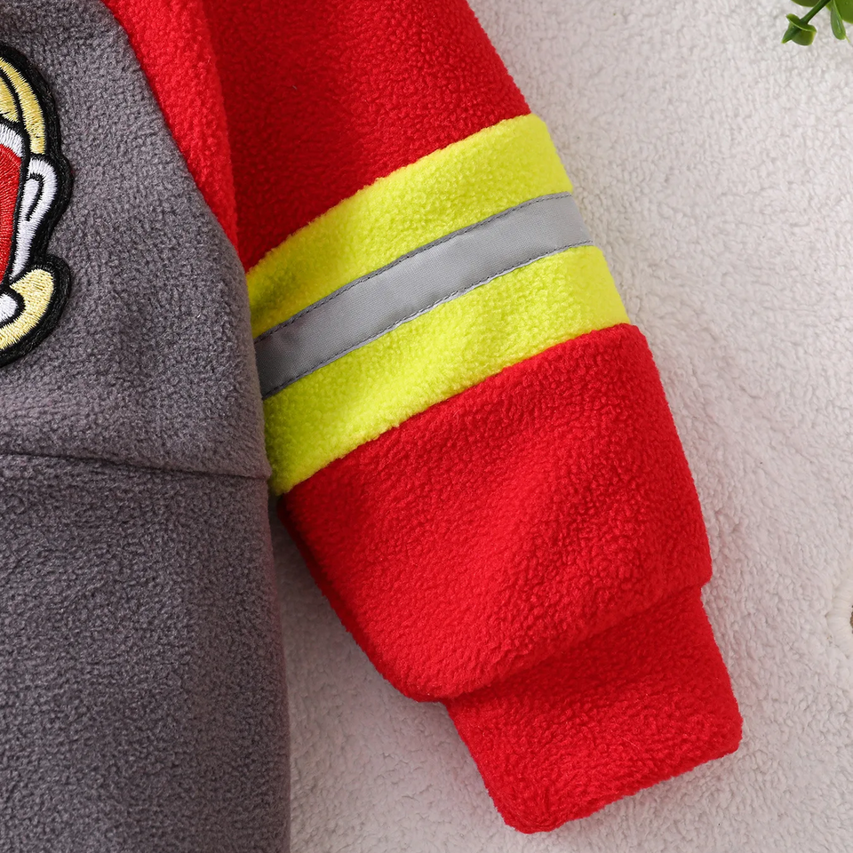 FireBuddy – Warm & Speels – Onesie met Brandweerdesign