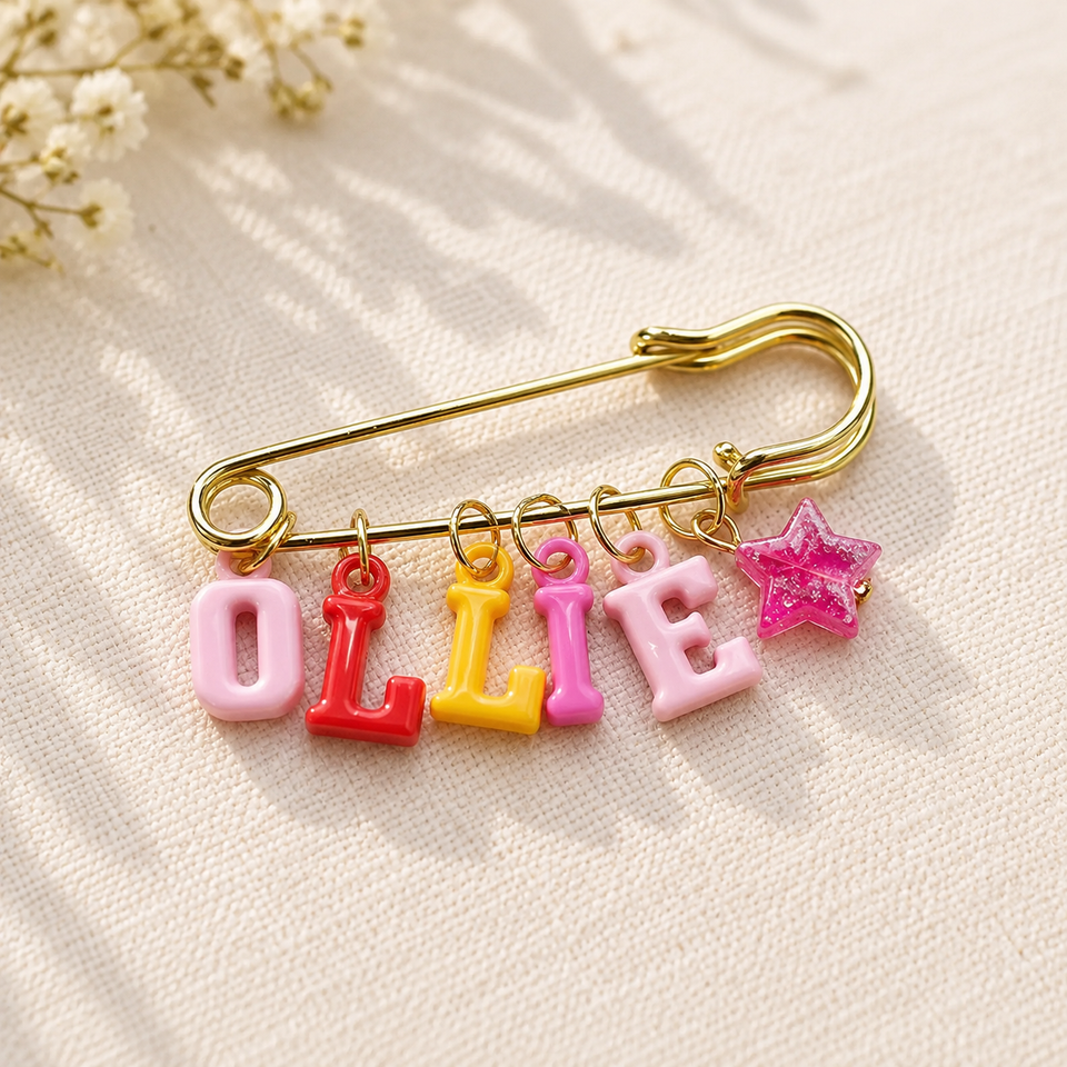 Personalized Charm Pin – Persoonlijk & Stijlvol – Naam Broche