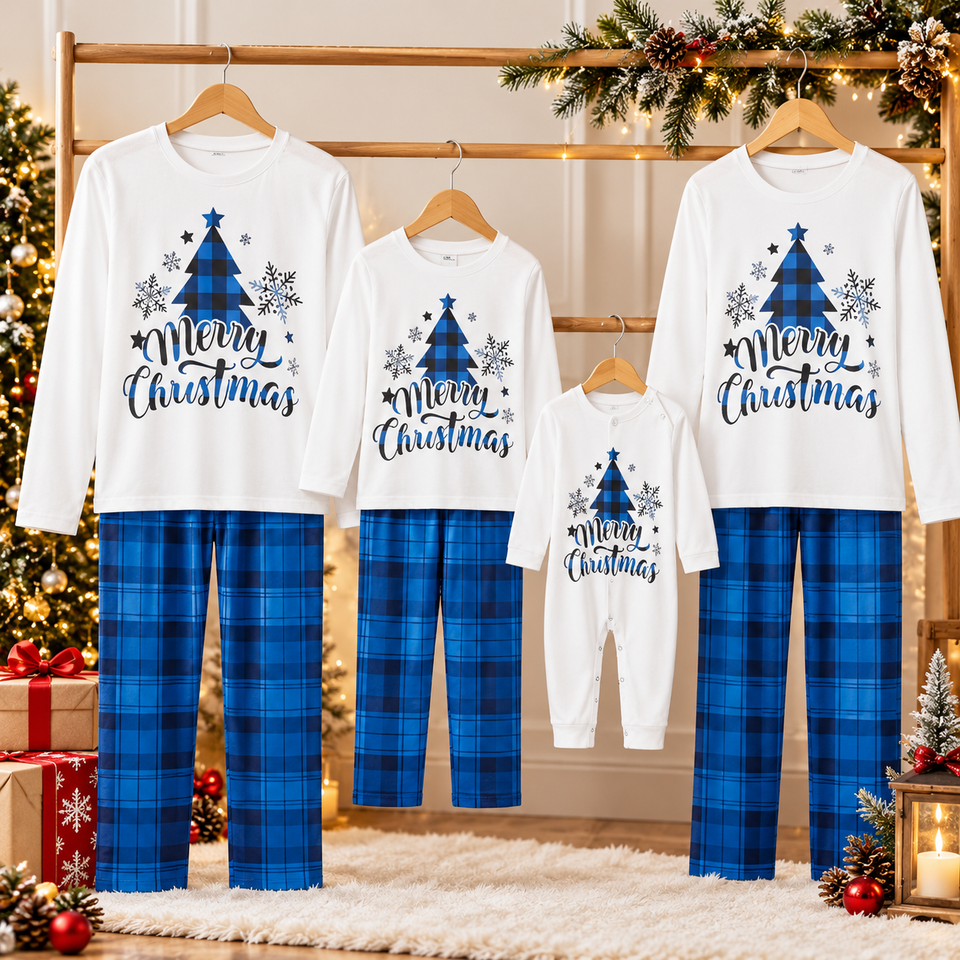BlueChristmas – Elegant & Feestelijk – Familiepyjama met Kerstboomdesign