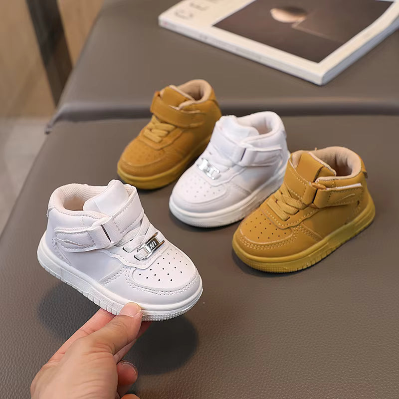 KidTrend – Stevig en zacht – Sneakers voor peuters