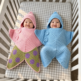 CozyStar – Zacht & Handgemaakt – Gebreid Baby Jumpsuit met Stervormig Ontwerp