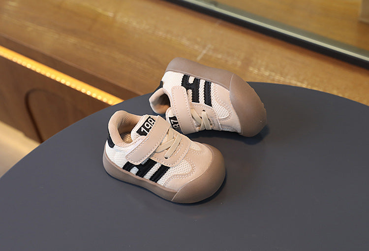 StrideKids – Comfort & Stijl – Sneaker met Klittenband voor Kinderen