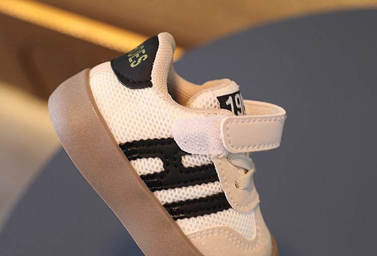 StrideKids – Comfort & Stijl – Sneaker met Klittenband voor Kinderen