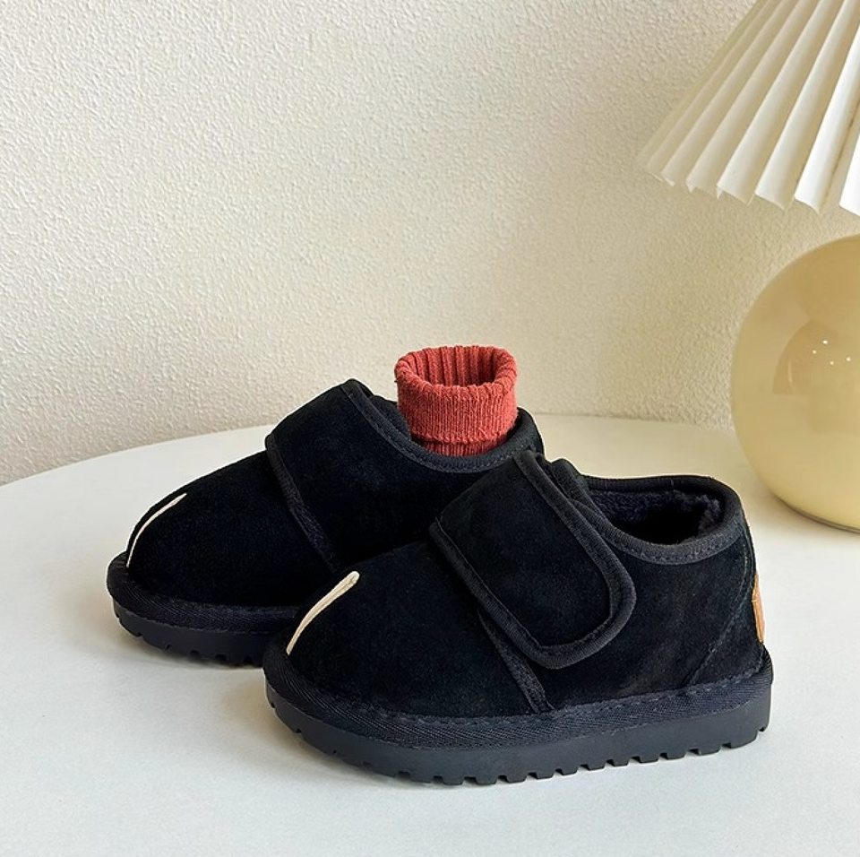 CozyStep Kids – Warm & Zelfstandig – Djamena Klittenbandschoenen