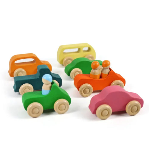 Woods™ - Kleurrijk Rijplezier - Houten Auto Set (7 Montessori Auto's + 3 Pegdolls)