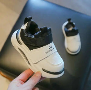 KidStride – Trendy & Functioneel – Klittenband Sneakers