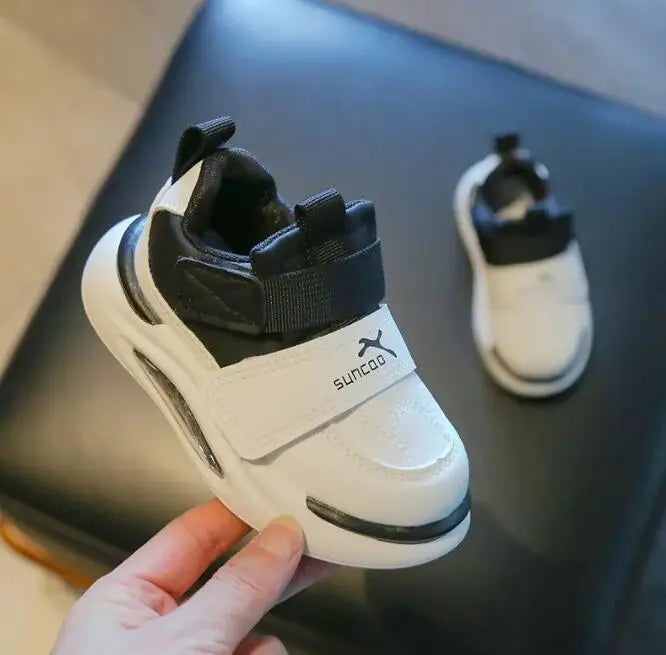 KidStride – Trendy & Functioneel – Klittenband Sneakers